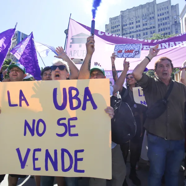 "No queremos que nos arrebaten nuestro futuro, no les pertenece": el documento de la marcha universitaria