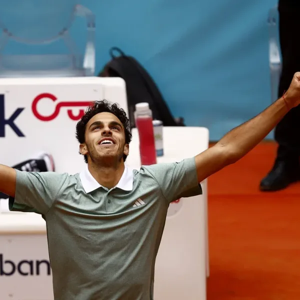 Francisco Cerúndolo dio el golpe, eliminó a Zverev y se metió en cuartos de final del Masters 1000 de Madrid