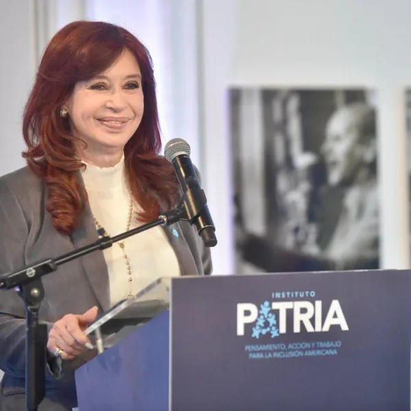 Cristina Kirchner, desde el Instituto Patria: "En 40 años de democracia nunca se vivió una situación similar"