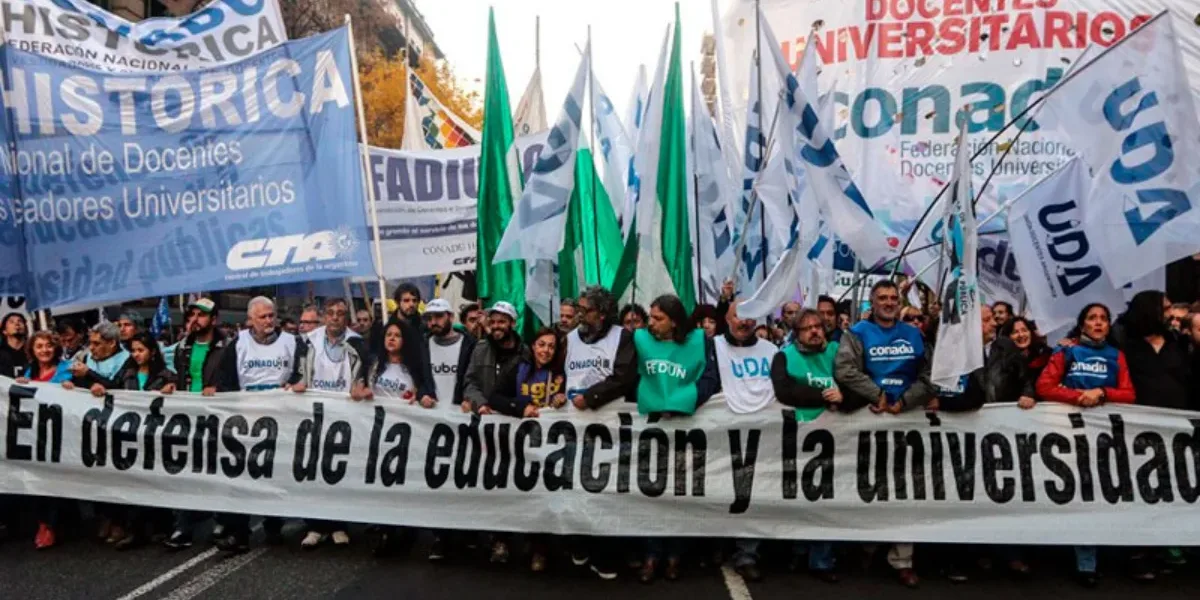 Anuncian un nuevo paro nacional docente en universidades de todo el ...