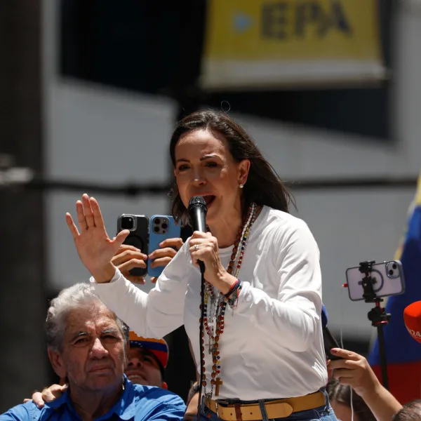 Corina Machado afirmó que permanecerá en Venezuela a pesar del exilio de González Urrutia