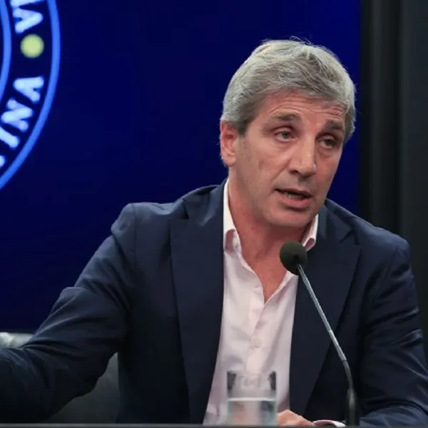 Luis Caputo, sobre universidades: "Queremos que se auditen los gastos"