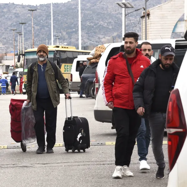 Cancillería recomendó a los argentinos en Siria "abandonar el país a la mayor brevedad posible"