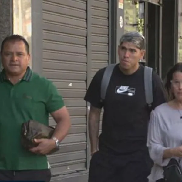 Carlos Palacios llegó a Buenos Aires para realizarse la revisión médica y firmar con Boca