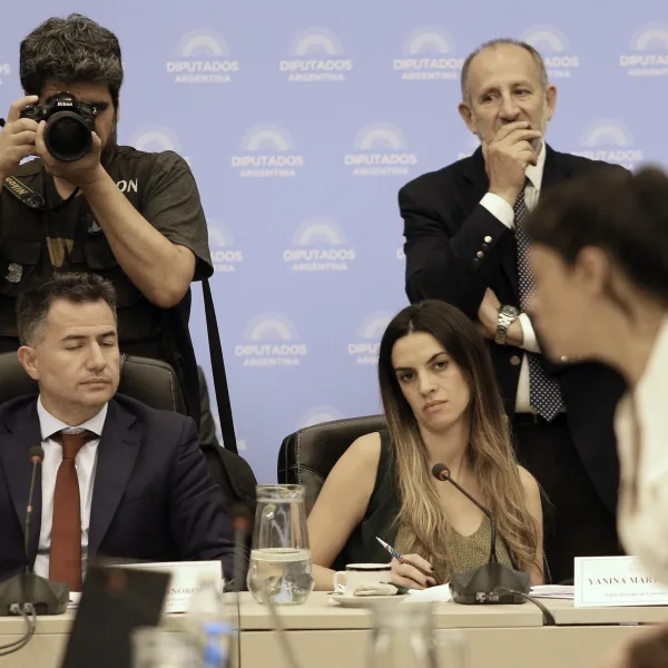 Tras ser echada, la ex Subsecretaria de Turismo dijo que "obró con rectitud"