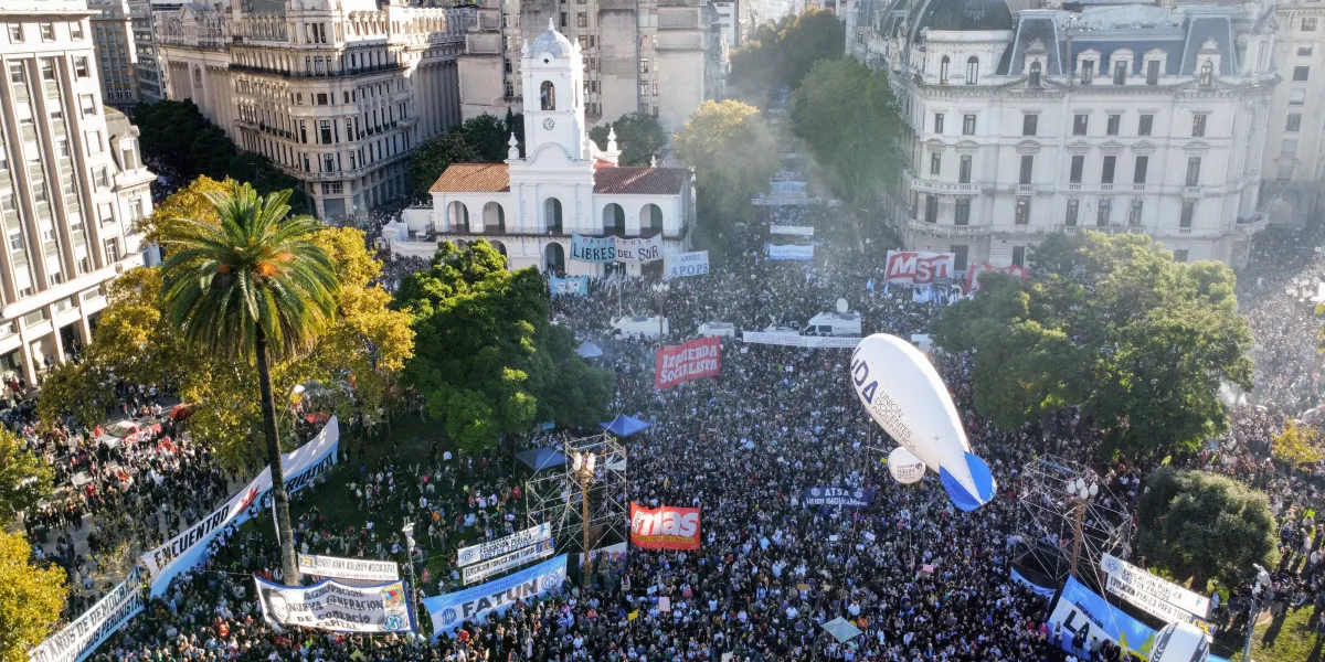 Paro de 48 horas en las universidades publicas en defensa del salario y ...