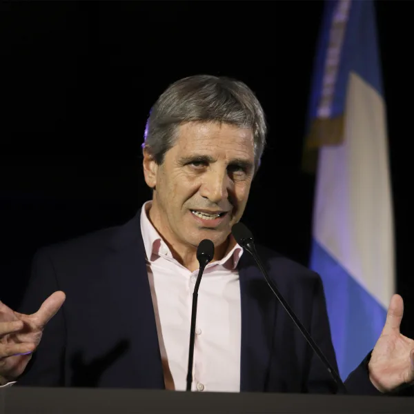El Gobierno informó un superávit financiero de $551 mil millones en junio