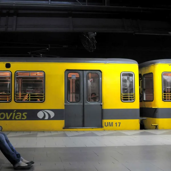La Legislatura porteña aprobó el pasaje gratuito de subte para jubilados que cobran la mínima