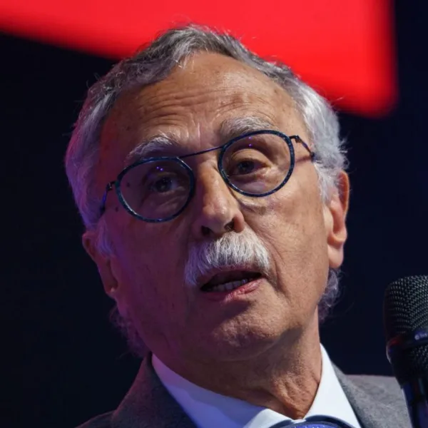 Lugones cruzó a los trabajadores del Garrahan: "Estamos terminando con los curros legales y la mala administración"