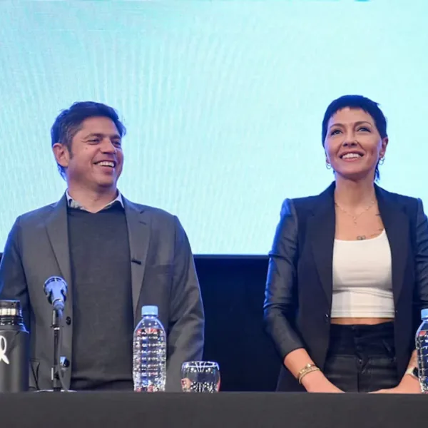 Kicillof y Mayra Mendoza coincidieron en Quilmes en plena campaña hacia las legislativas
