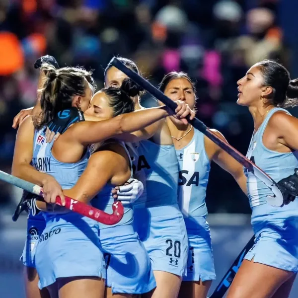 Las Leonas golearon a Uruguay en su debut en la Copa Panamericana