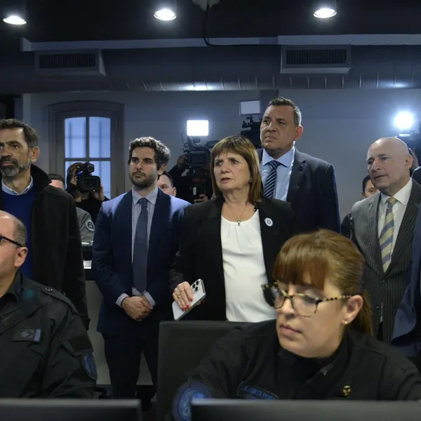 Policías de la Bonaerense desplazados: El Gobierno respaldó a Bondarenko y elevó el tono contra Kicillof