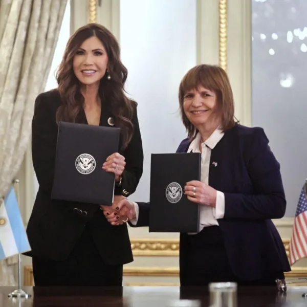 La funcionaria de Trump enfrió las expectativas del Gobierno por la exención de visas