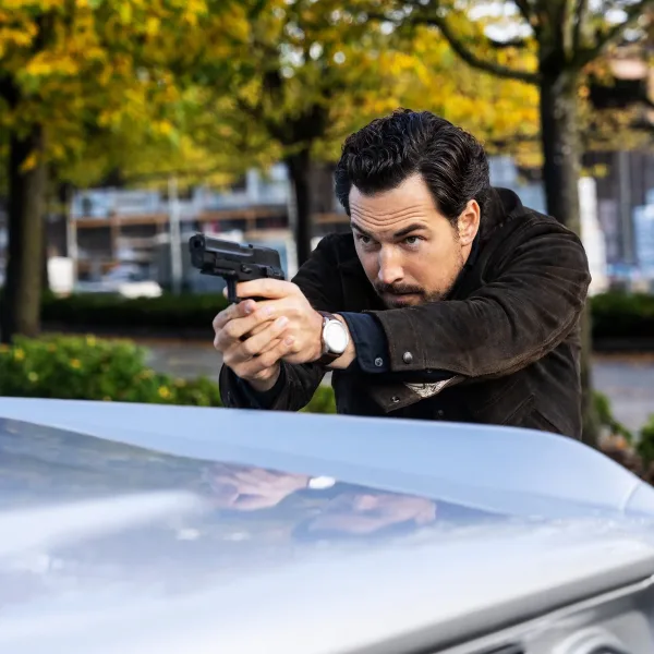 Llegó "Wild Cards", una nueva serie policial