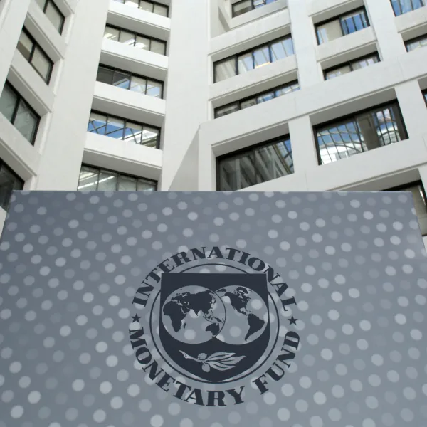 El FMI mantiene la proyección de crecimiento del 5,5 % para Argentina en 2025