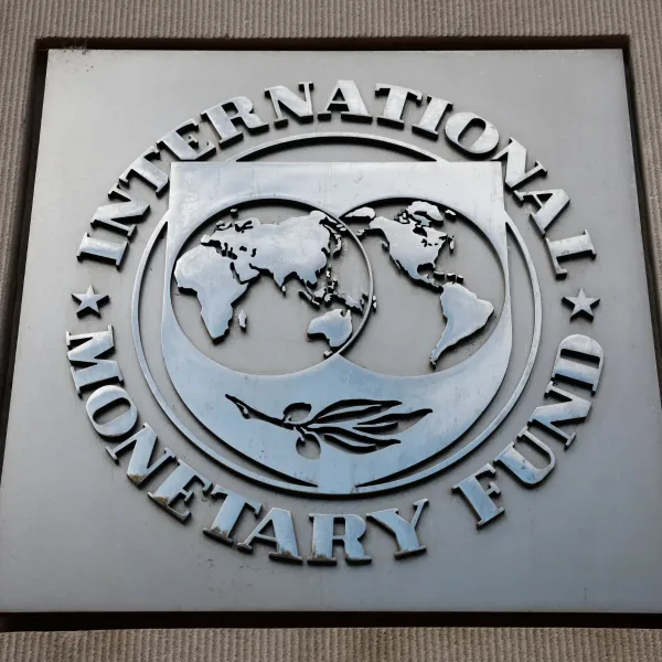 Este viernes | Argentina debe pagarle U$S800 millones al FMI