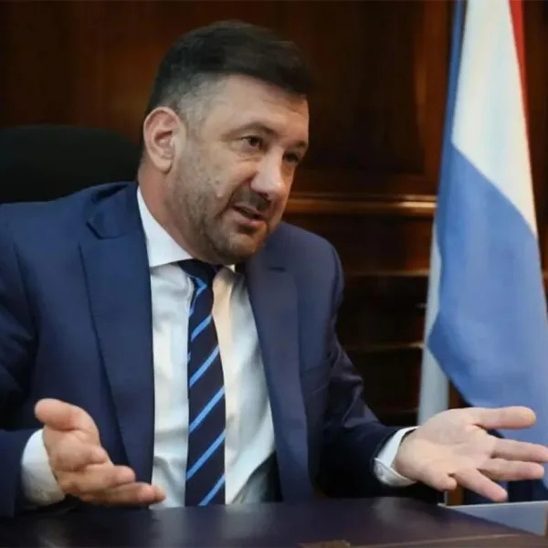 El ex senador Edgardo Kueider y su secretaria irán a juicio oral por contrabando en Paraguay