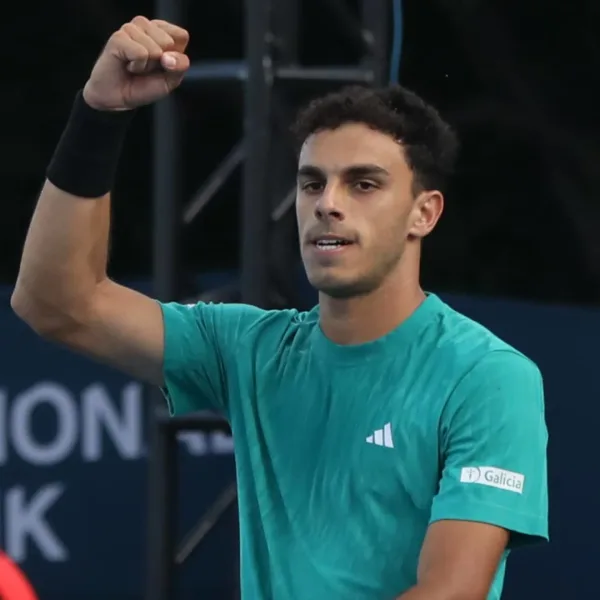 Cerúndolo venció a Echeverry y avanzó a octavos del Masters 1000 de Toronto