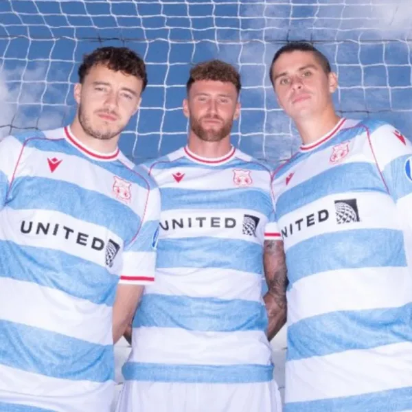 El Wrexham lanzó una camiseta que celebra la conexión histórica entre Gales y Argentina