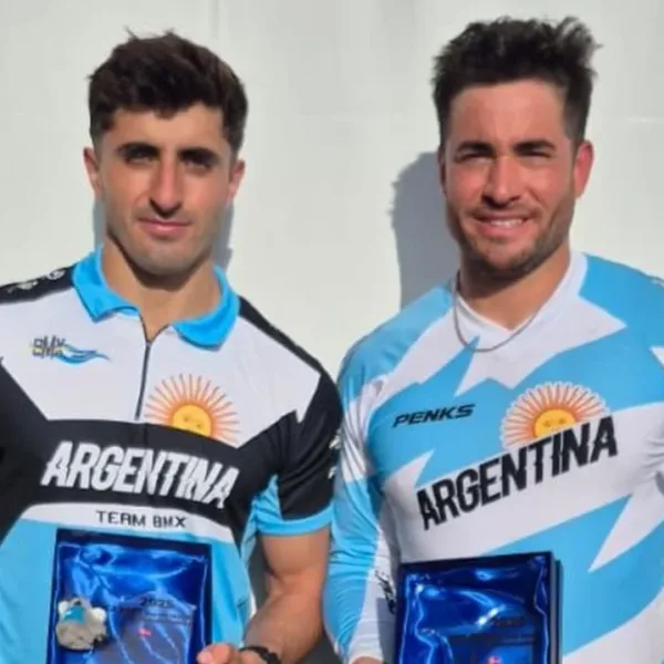 Mateo Espejo y Matías Montenegro se consagraron campeones del mundo en BMX