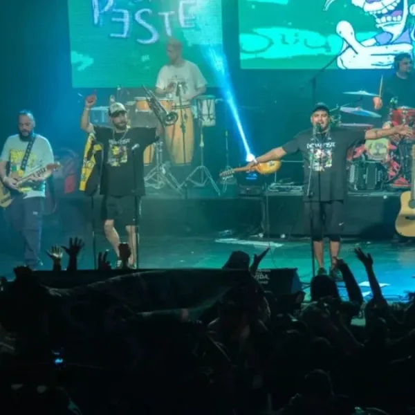 Rock, conciencia social y fusión: Cabra da Peste, la banda que “dice lo que muchos querrían gritar desde un escenario”