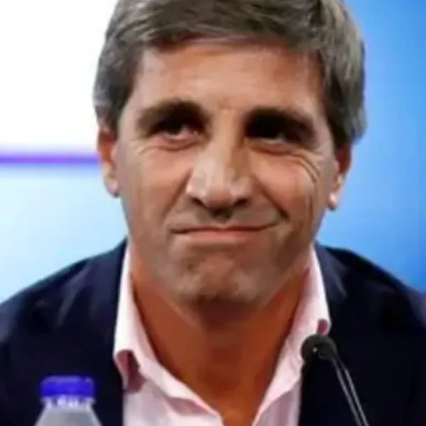 Luis Caputo mantiene el 99,9 % de su dinero en el exterior y quintuplicó su patrimonio desde que asumió