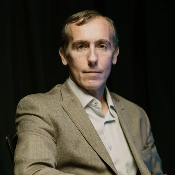 Hugo Alconada Mon en Cable a Tierra: “Vos estás dispuesto por la patria a entregar a tus hijos al horno”