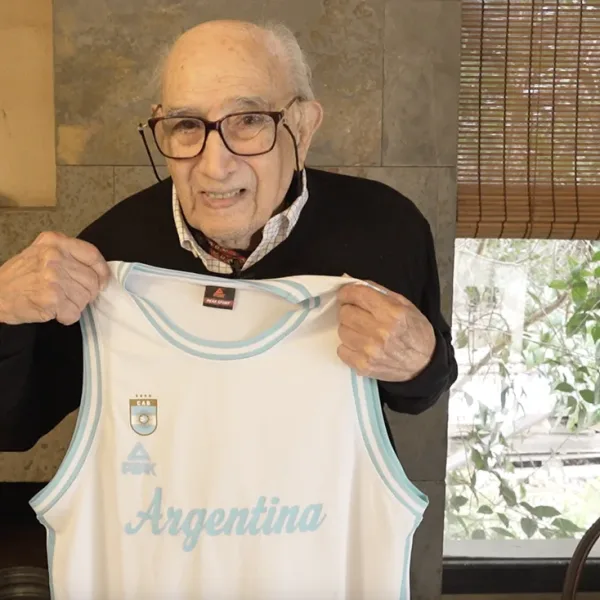 La camiseta de la Selección Argentina de básquetbol que homenajea a los campeones de 1950