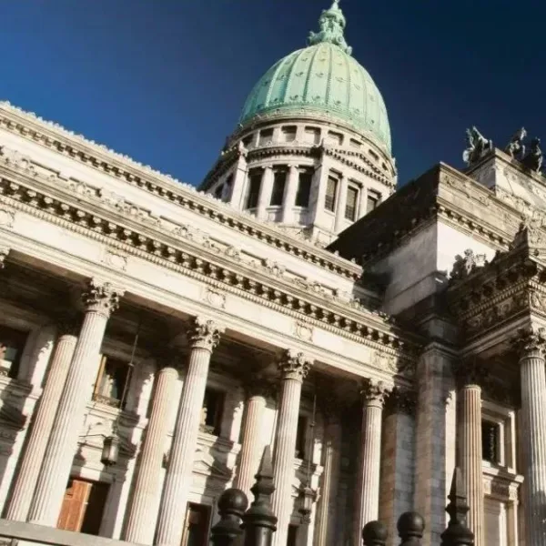 Sesión clave en Diputados: la oposición busca la ley de emergencia para el Garrahan y financiamiento universitario