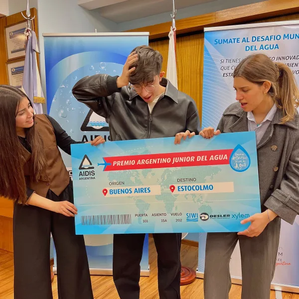 Jóvenes argentinos compiten en un concurso de ciencia en Estocolmo