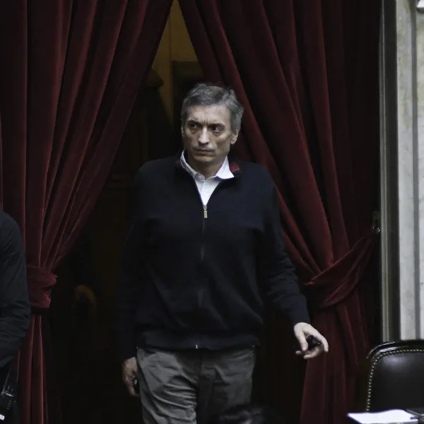 Máximo Kirchner cuestionó la interna peronista en la previa al cierre de listas