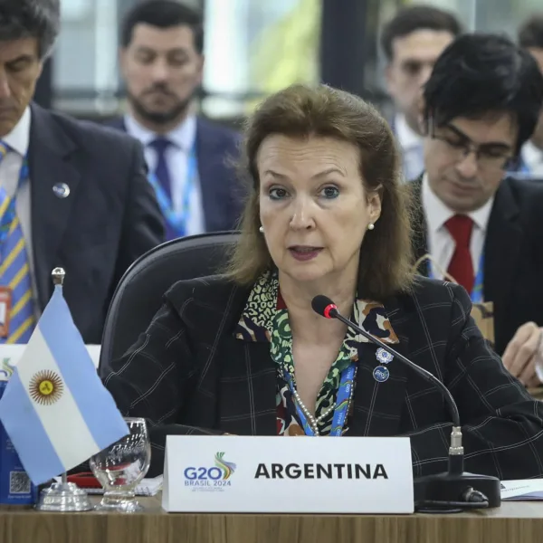 El Gobierno contestó las críticas de Diana Mondino a Javier Milei