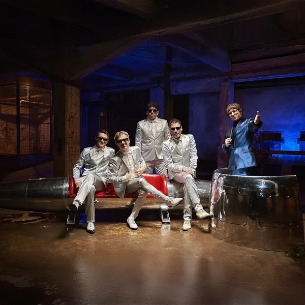 Turf lanza "Polvo de Estrellas": el disco donde sus clásicos brillan junto a ídolos y nuevas voces
