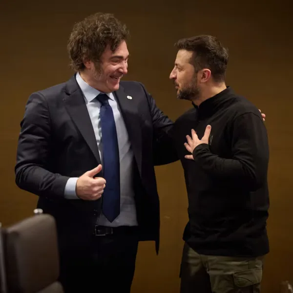Milei mantuvo un encuentro virtual con Zelenski antes de la cumbre Trump-Putin