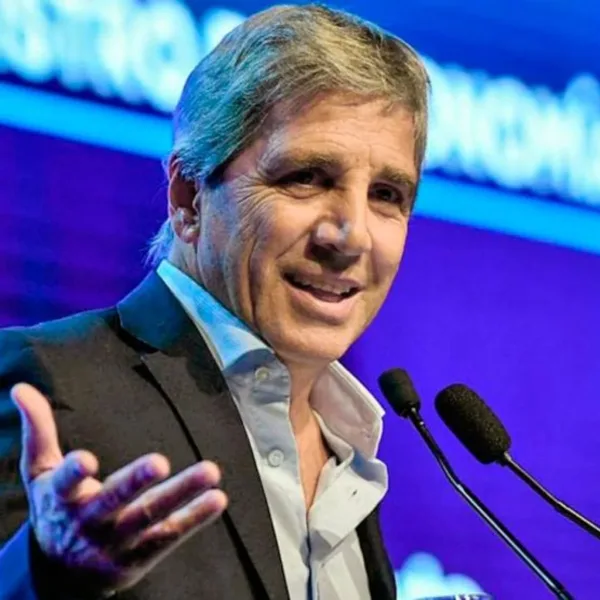 Caputo anunció una inversión minera por más de U$S 13.000 millones