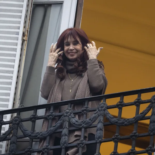 Causa Vialidad: Cristina Kirchner y otros condenados quedaron eximidos de pagar un resarcimiento millonario