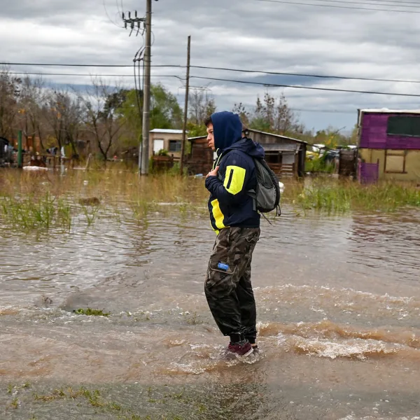 El Gobierno destina $10.000 millones en subsidios por las inundaciones en PBA