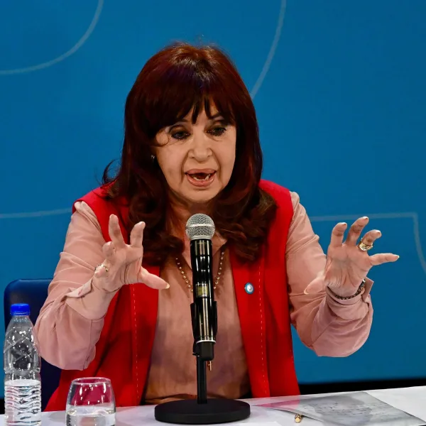 Cristina Kirchner: "No lo duden, la desregulación también puede matar”