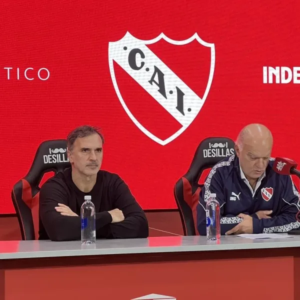 Néstor Grindetti apuntó contra U de Chile y dio detalles del descargo de Independiente ante Conmebol 