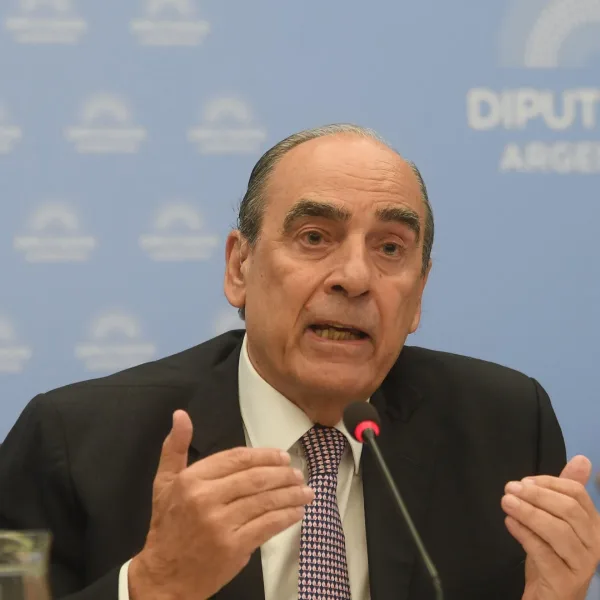 En un clima de máxima tensión, Francos presenta en Diputados un nuevo informe de gestión