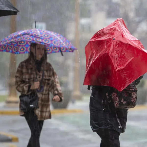 Tormenta de Santa Rosa: hay inundaciones en Buenos Aires y alerta por lluvias en el centro del país