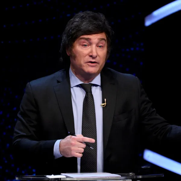 Milei: "La estrategia del kirchnerismo es inventar mentiras para desprestigiarme o intentar matarme"