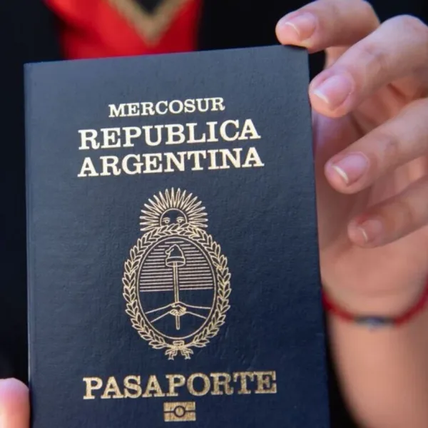 Pasaportes defectuosos: Renaper emitió miles de documentos con fallas y pide a los afectados que los devuelvan