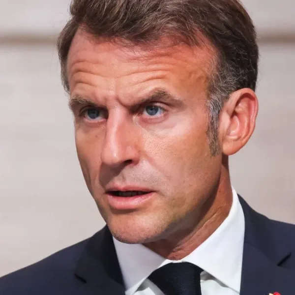 Francia en crisis: Bayrou cayó en el Parlamento y Macron busca nuevo primer ministro