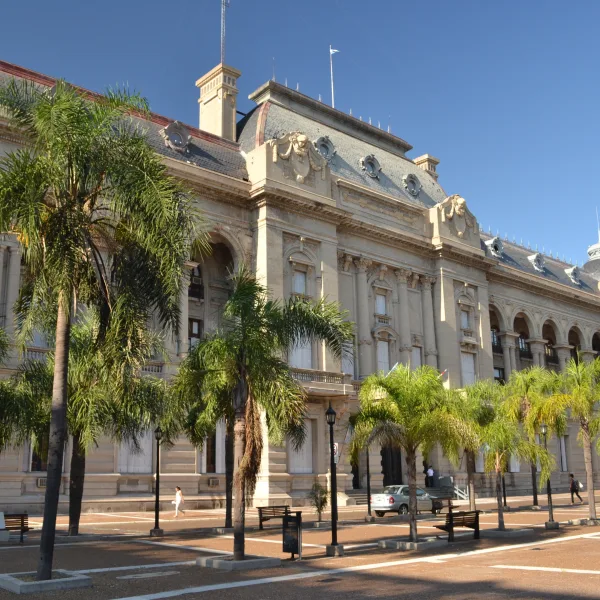 Santa Fe sancionó su nueva Constitución tras dos meses de debate