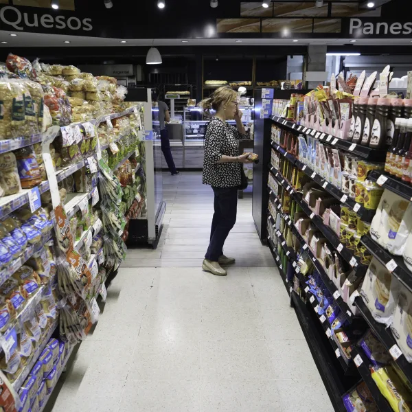 El consumo masivo repunta en agosto tras la caída de julio