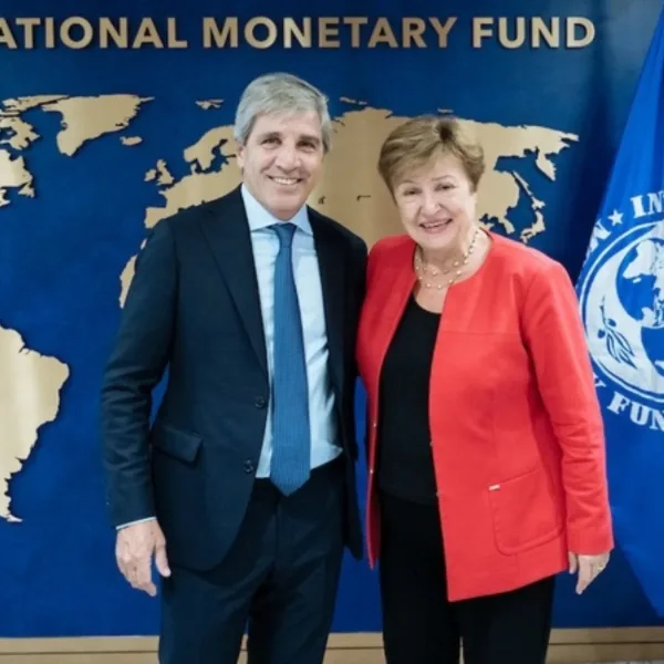 Caputo habló con Georgieva | El FMI reiteró su apoyo al Gobierno