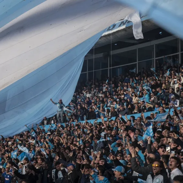 Copa Libertadores: la serie entre Racing y Vélez se jugará sin visitantes