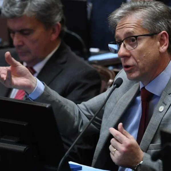Tensión por el reparto del tesoro nacional: la UCR asegura poder sostener la medida 