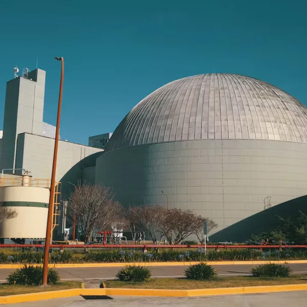 Avanzan con la privatización parcial de la operadora de las centrales nucleares
